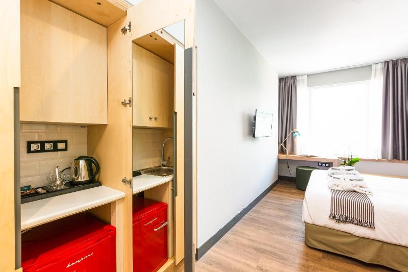 Standard Room image 2