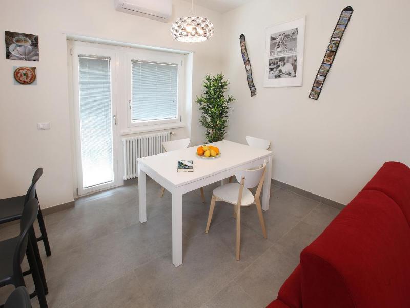 Standard Apartment image 3