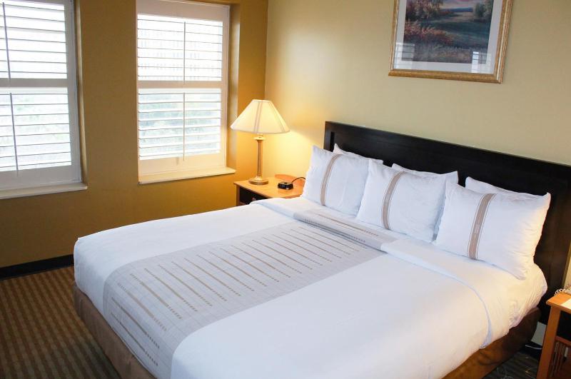The Crockett Hotel - image 32