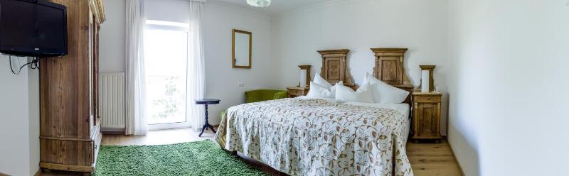 Double Room image 2