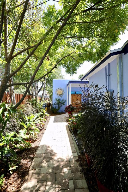 Fantasy Island Inn Caters to Men - image 3