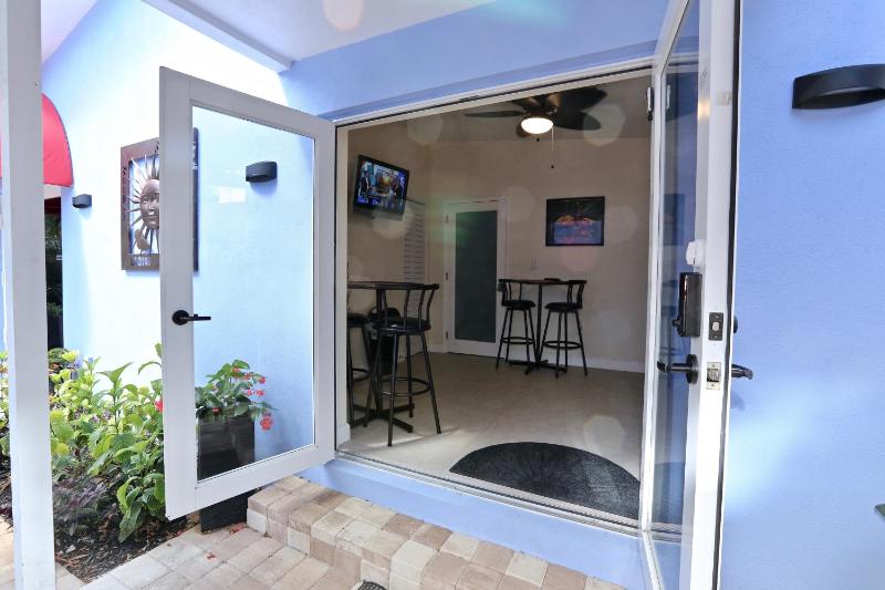 Fantasy Island Inn Caters to Men - image 21