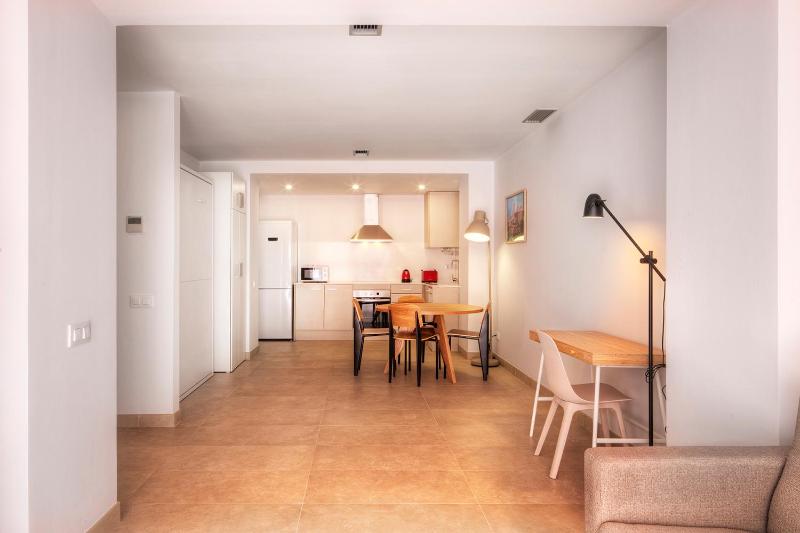 One-Bedroom Apartment image 1