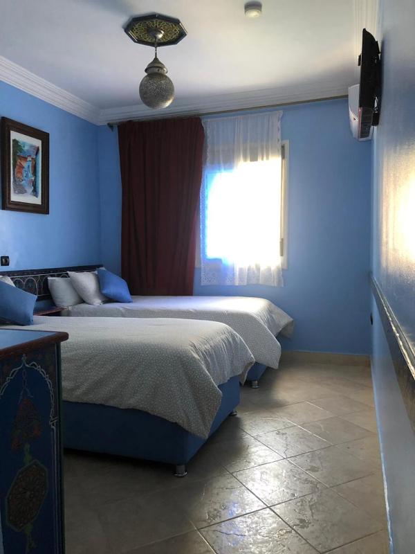 Standard Twin Room image 2