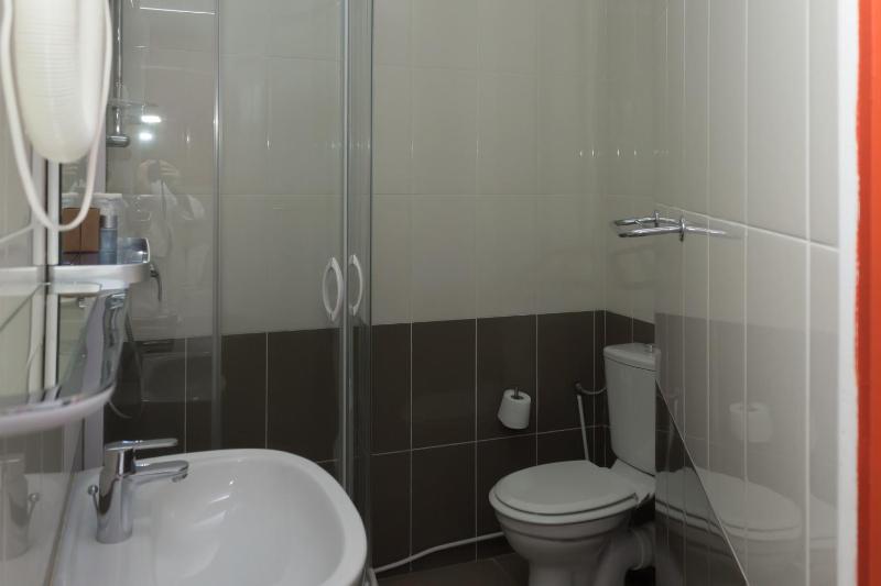 Double Room image 1