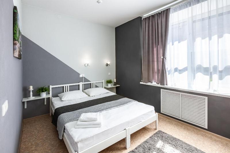 Standard Double Room image 2