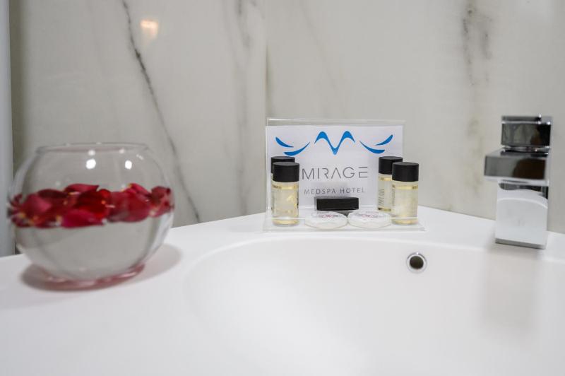 Mirage Medspa Hotel - image 19
