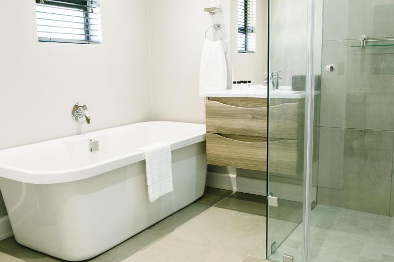 30 on Whites Guesthouse - image 13