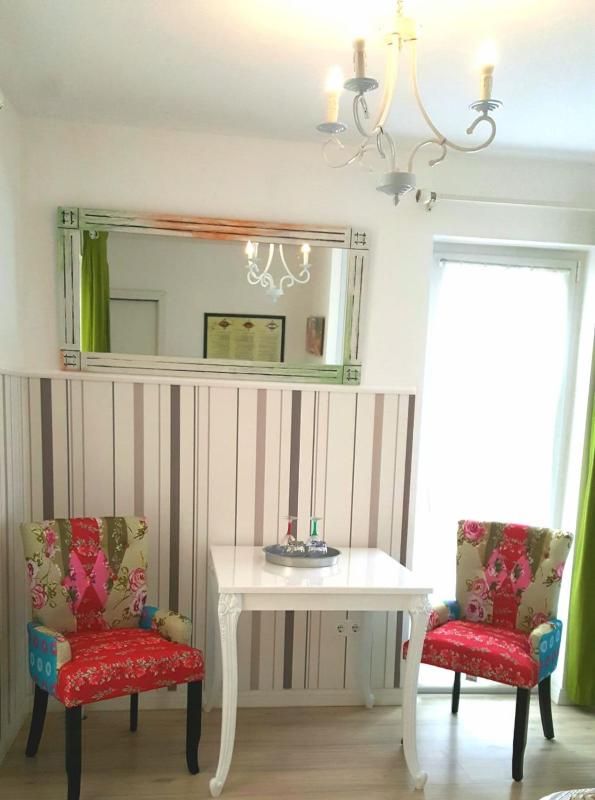 Double Room with Garden View image 2