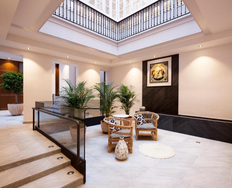 Superior Two bedroom Apartment with Terrace image 1