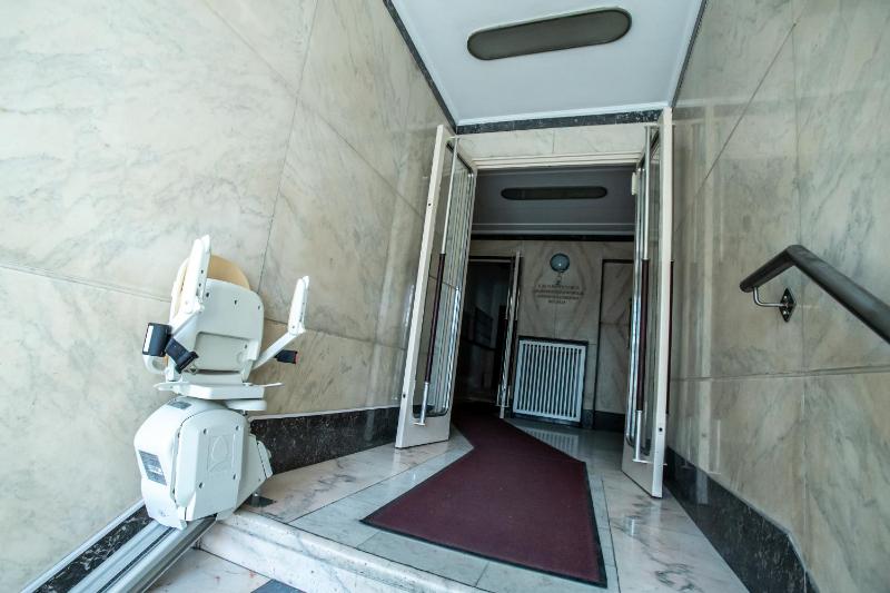 TOP LOCATION BUDAPEST - image 10