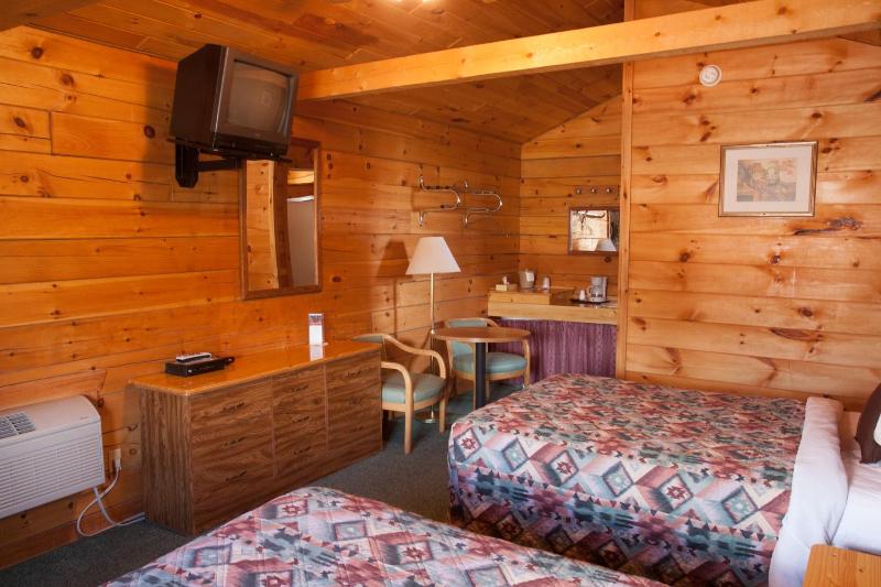 Cottage (4 Adults) image 3