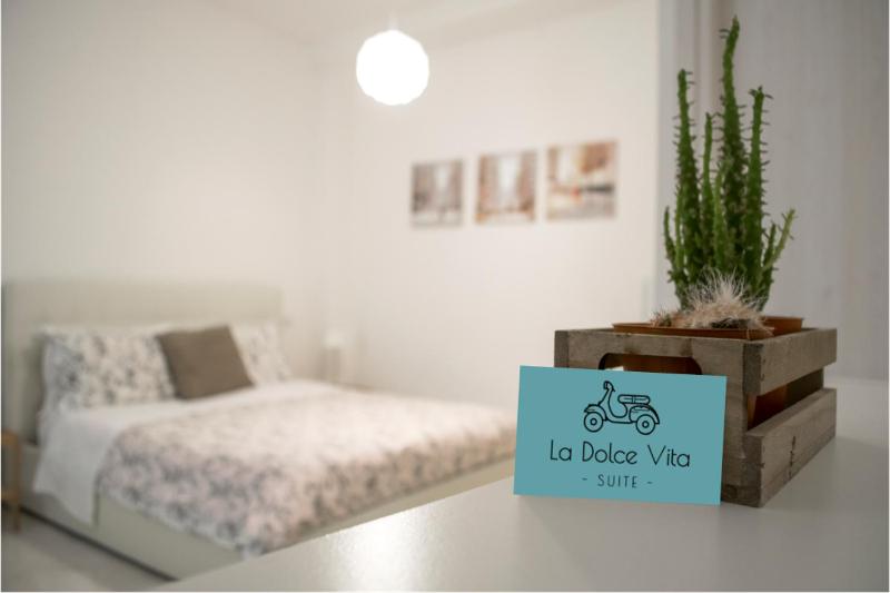 One-Bedroom House image 2