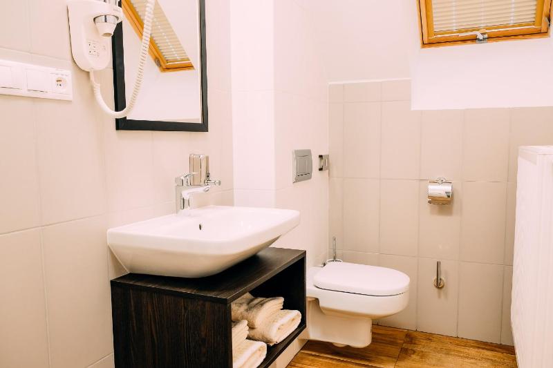 Standard Double Room image 2