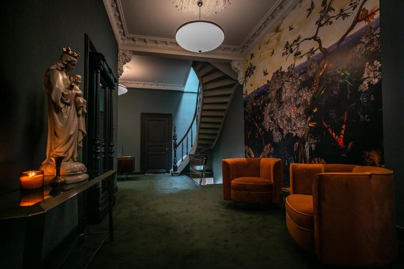 Luxe Suite N2 image 1