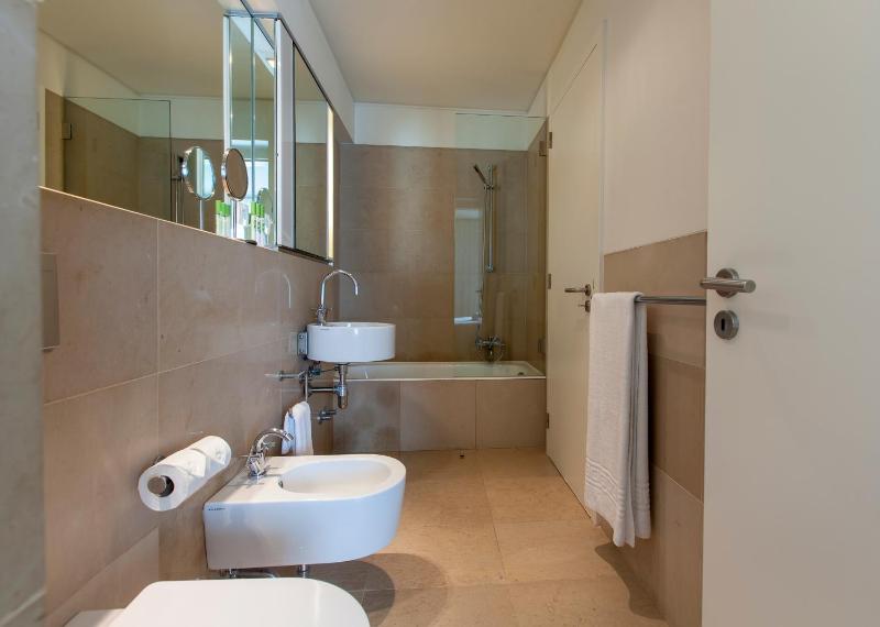 One-Bedroom Apartment with Extra bed image 3