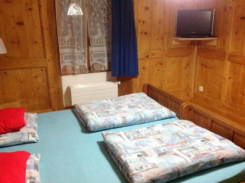 Triple Room with Private External Bathroom