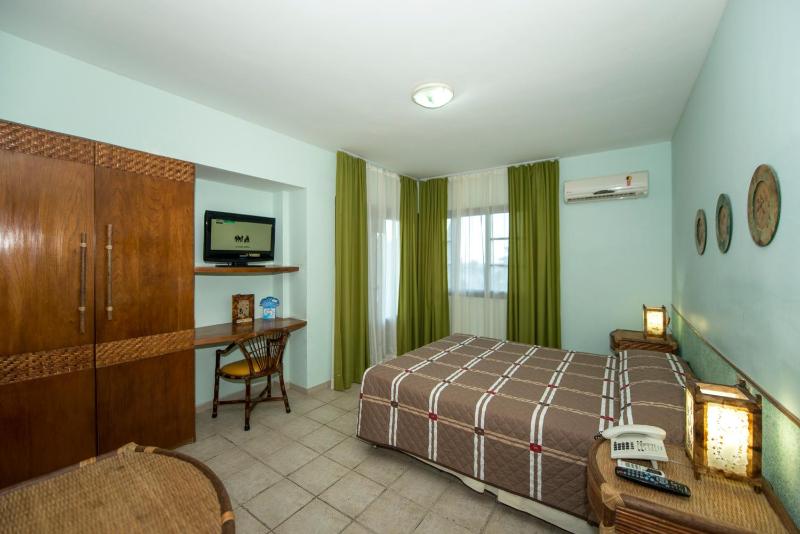 Double Room image 1