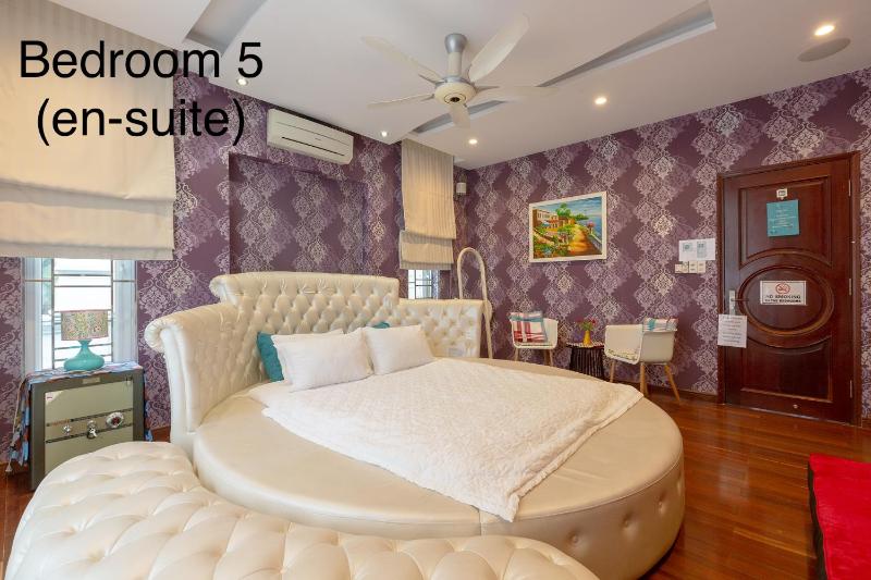 POOL VILLA*5 BEDs 6 BATHs *BBQ *KARAOKE *14pax*D.2 - image 13