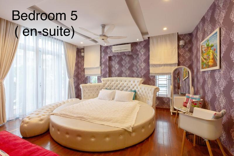 POOL VILLA*5 BEDs 6 BATHs *BBQ *KARAOKE *14pax*D.2 - image 14