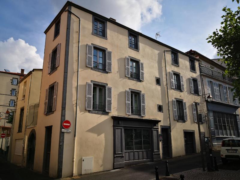 5 Chambres en Ville - image 13