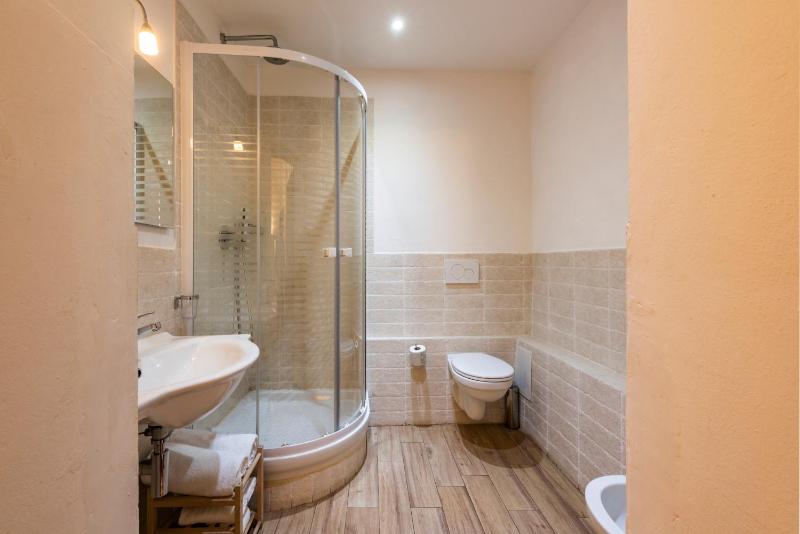 Economy Double or Twin Room image 3