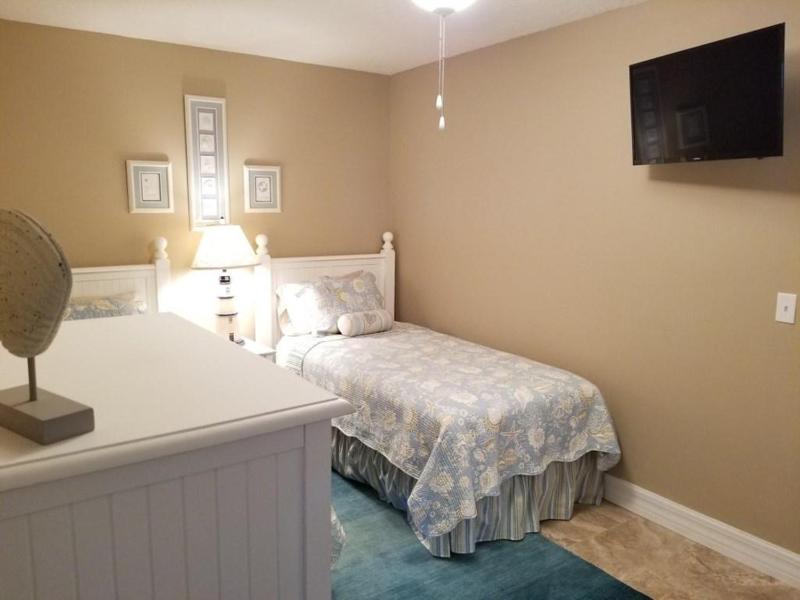 Three-Bedroom Apartment image 4