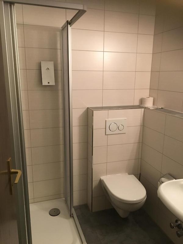 Single Room with Shower image 1