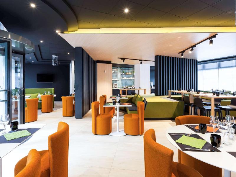 Novotel Tours Centre Gare - image 8