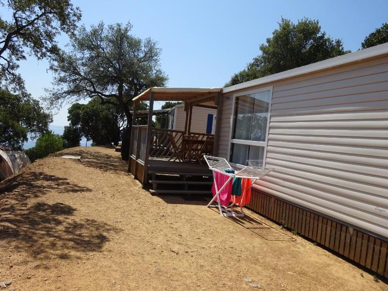 Two-Bedroom Mobile Home (2-4 Adults) image 1