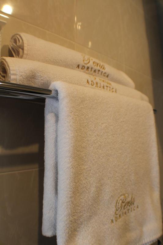 Junior Suite with Sea View image 2