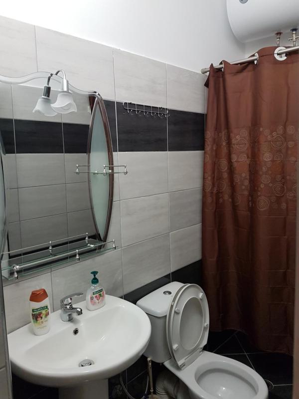 Twin Room with Garden View image 4
