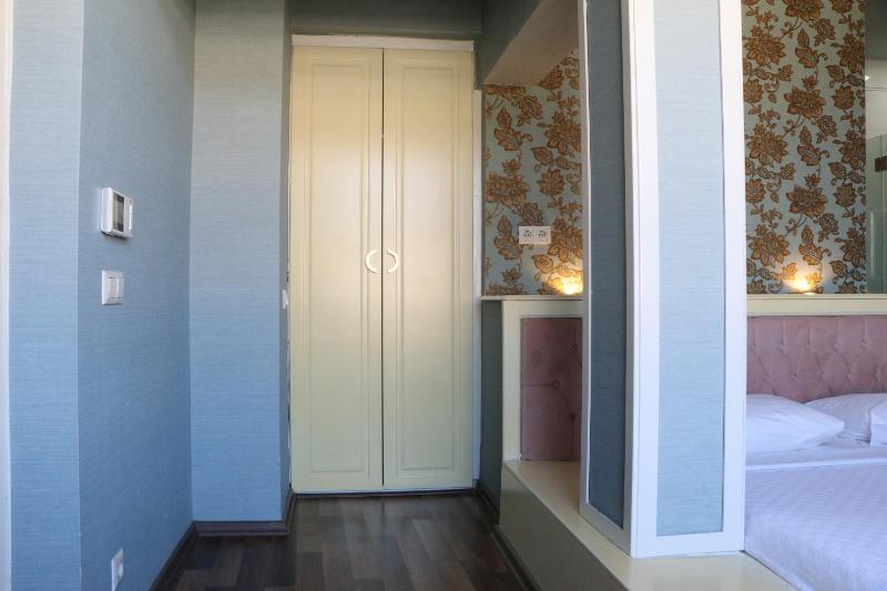 Suite with Bosphorus View image 3