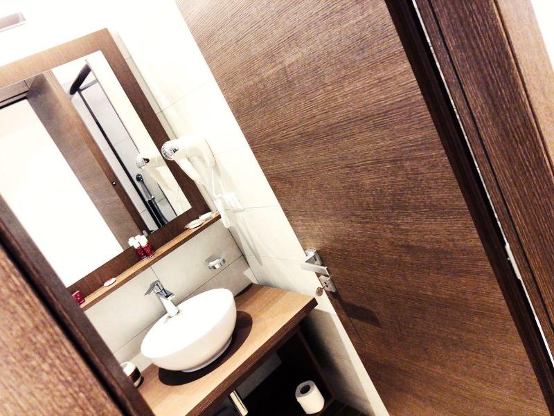 Double or Twin Room - Annex image 3