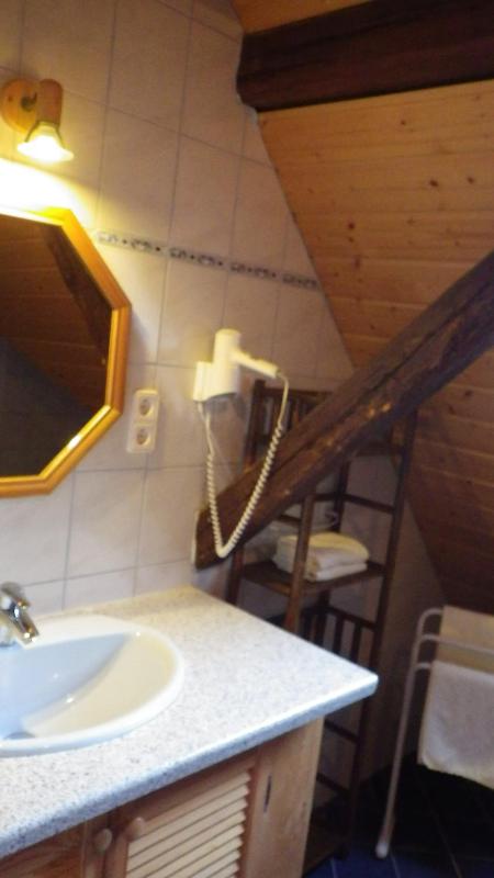 Superior Twin Room image 3