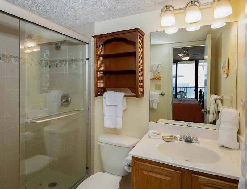 Three-Bedroom Apartment image 3