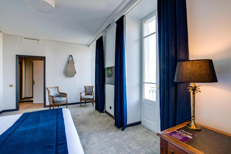 Double Room with Panoramic View image 3