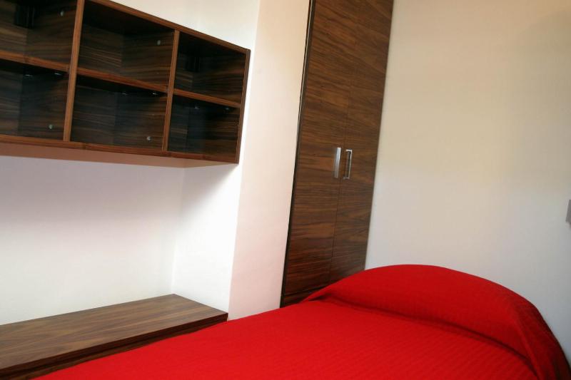 Two-Bedroom Apartment (3 Adults + 2 Children) image 4