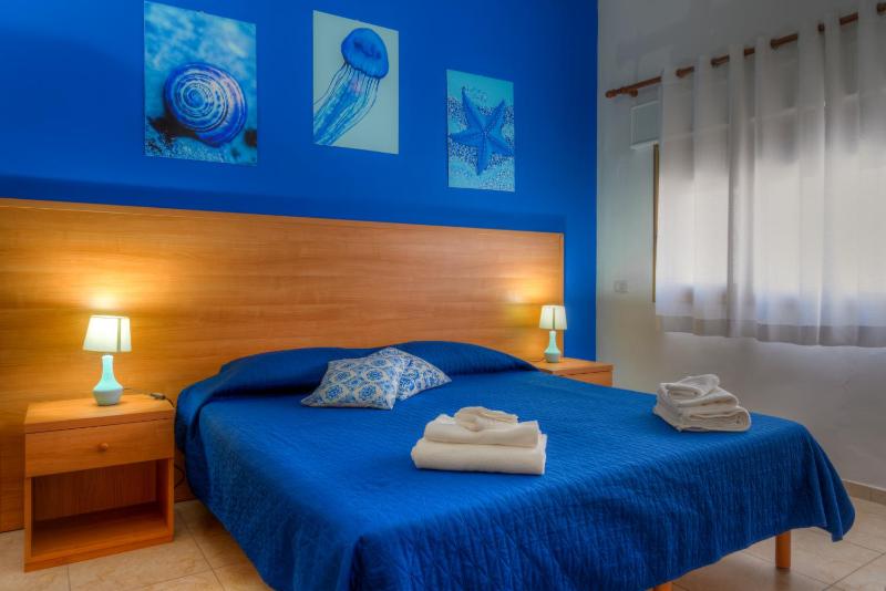 Double Room image 3