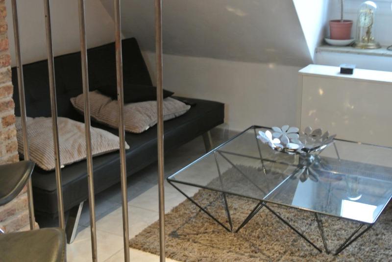 Standard Studio with Shower image 2