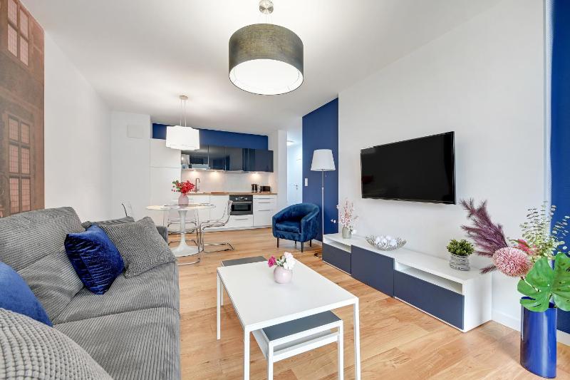 Superior Apartment image 2