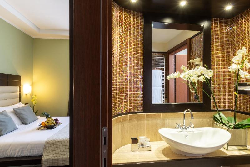 Junior Suite image 4