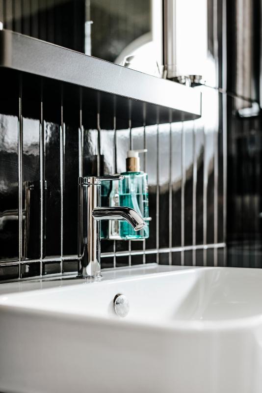 Business Room image 4