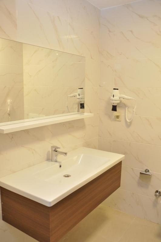 Triple Room with Sea View image 2