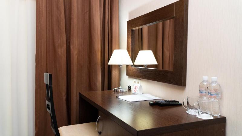 Double Room with Balcony image 1
