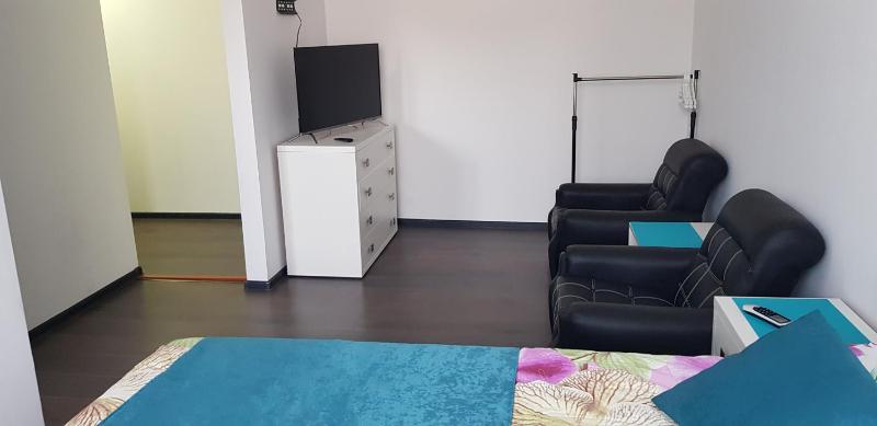 Apartment image 3
