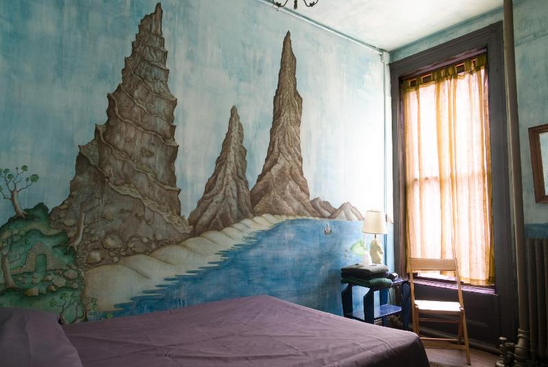 Double Room with Shared Bathroom image 4