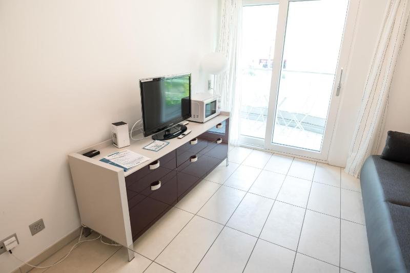 Prestige Apartments by Quokka 360 - Spacious Flats with Private Terraces - image 32