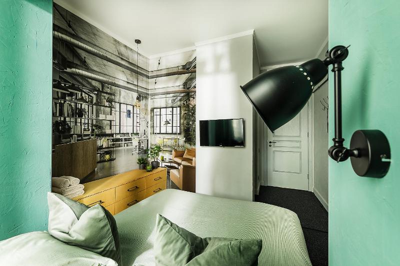 5 Vintage Guest House - image 6