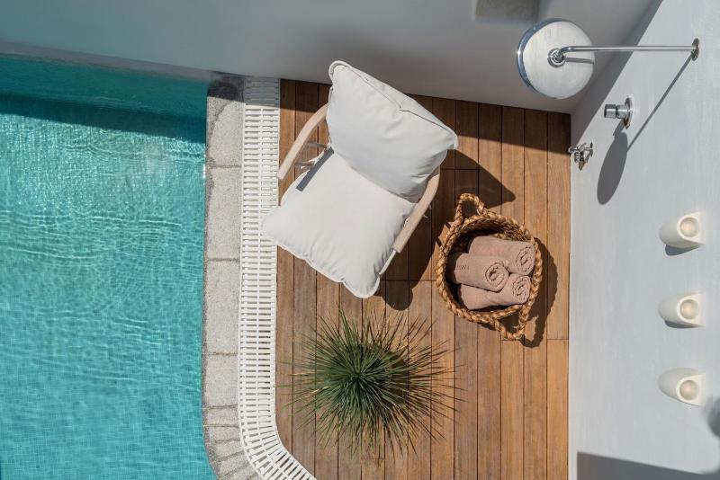 Villa with Private Pool image 1